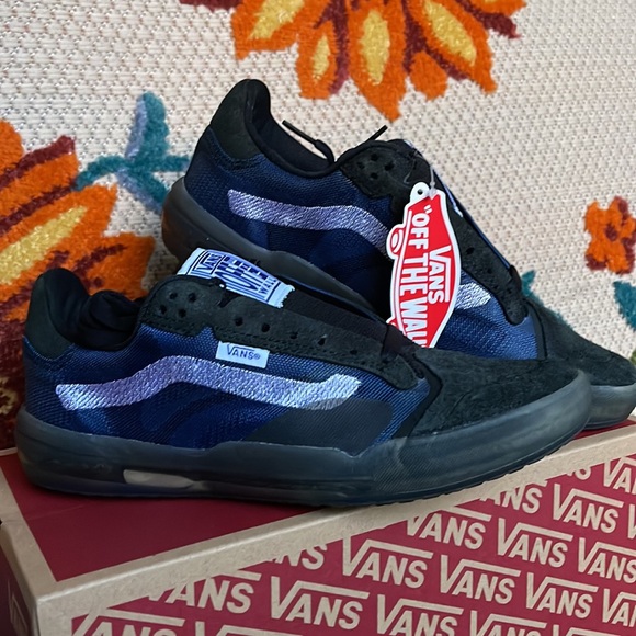 Vans Evident Ultimate Waffle Deuce Black/True Blue WMNS sneakers - Picture 6 of 16